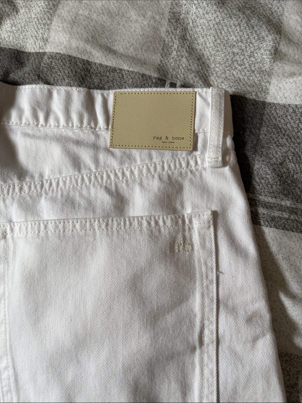 RAG & BONE MCKENNA HIGH-RISE BERMUDA DENIM SHORT - Picture 8 of 8